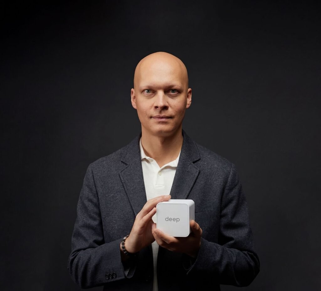 Inside the Deep Cube: Ilya Blokhin on the Architecture of Sleep